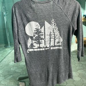 Aviator nation 3/4 sleeve small top